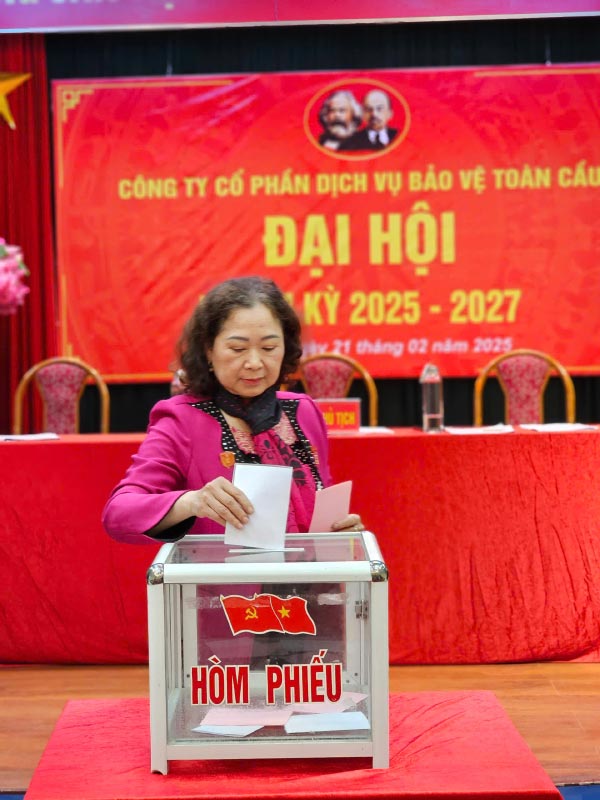cac-dang-vien-bo-phieu-tai-dai-hoi