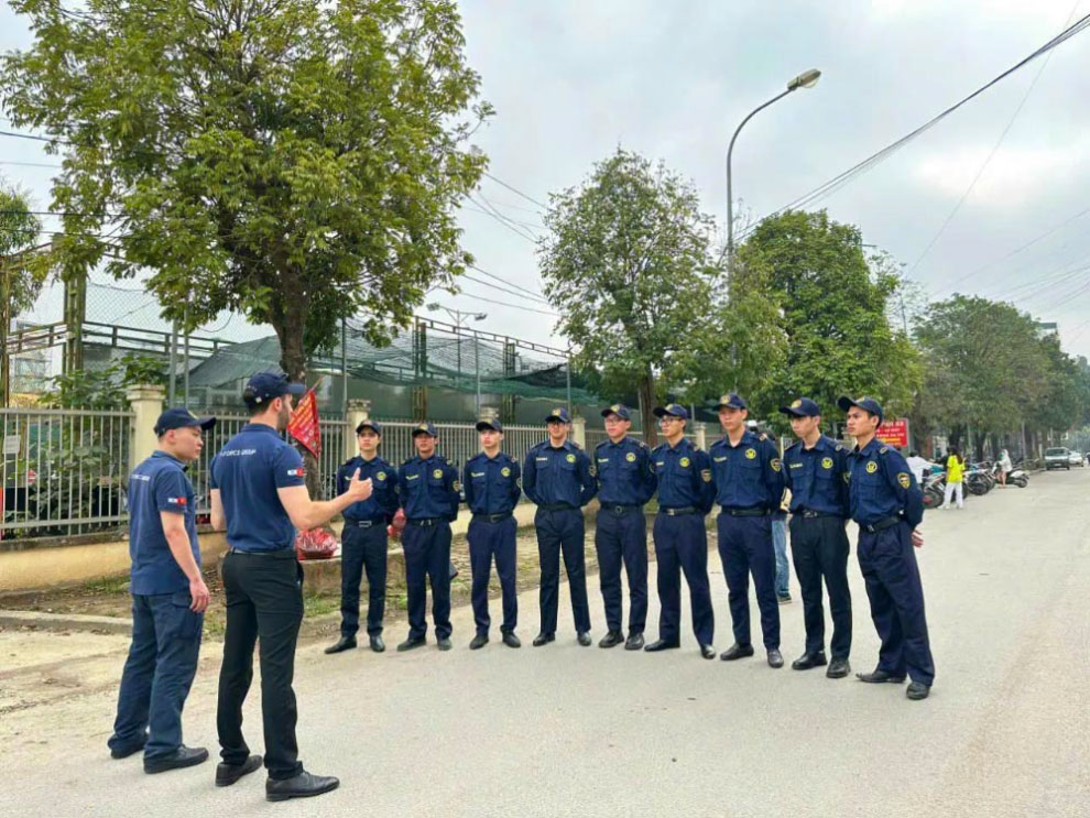 Mỗi nhân viên công ty đều được huấn luyện nghiệp vụ bài bản để đảm bảo tốt nhiệm vụ. cong-ty-bao-ve-t-force-2