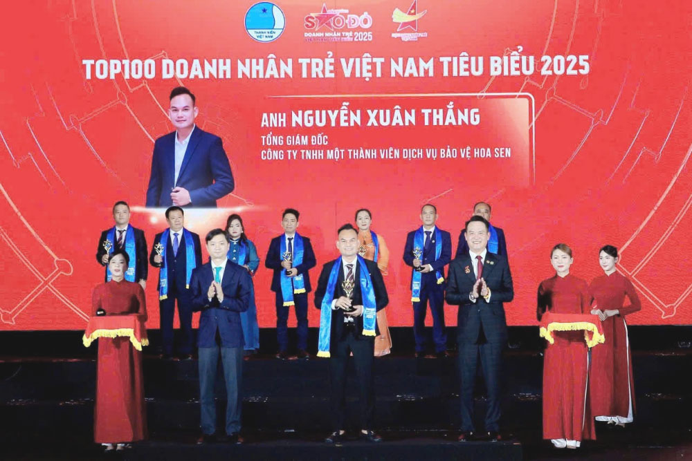 bao-ve-hoa-sen-nhan-giai-thuong-sao-do-2025